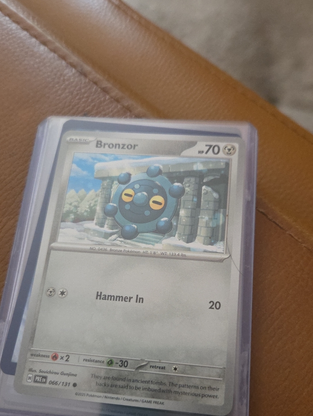 2 Pokémon Bronzor Trading Card – Gray Collector Card
